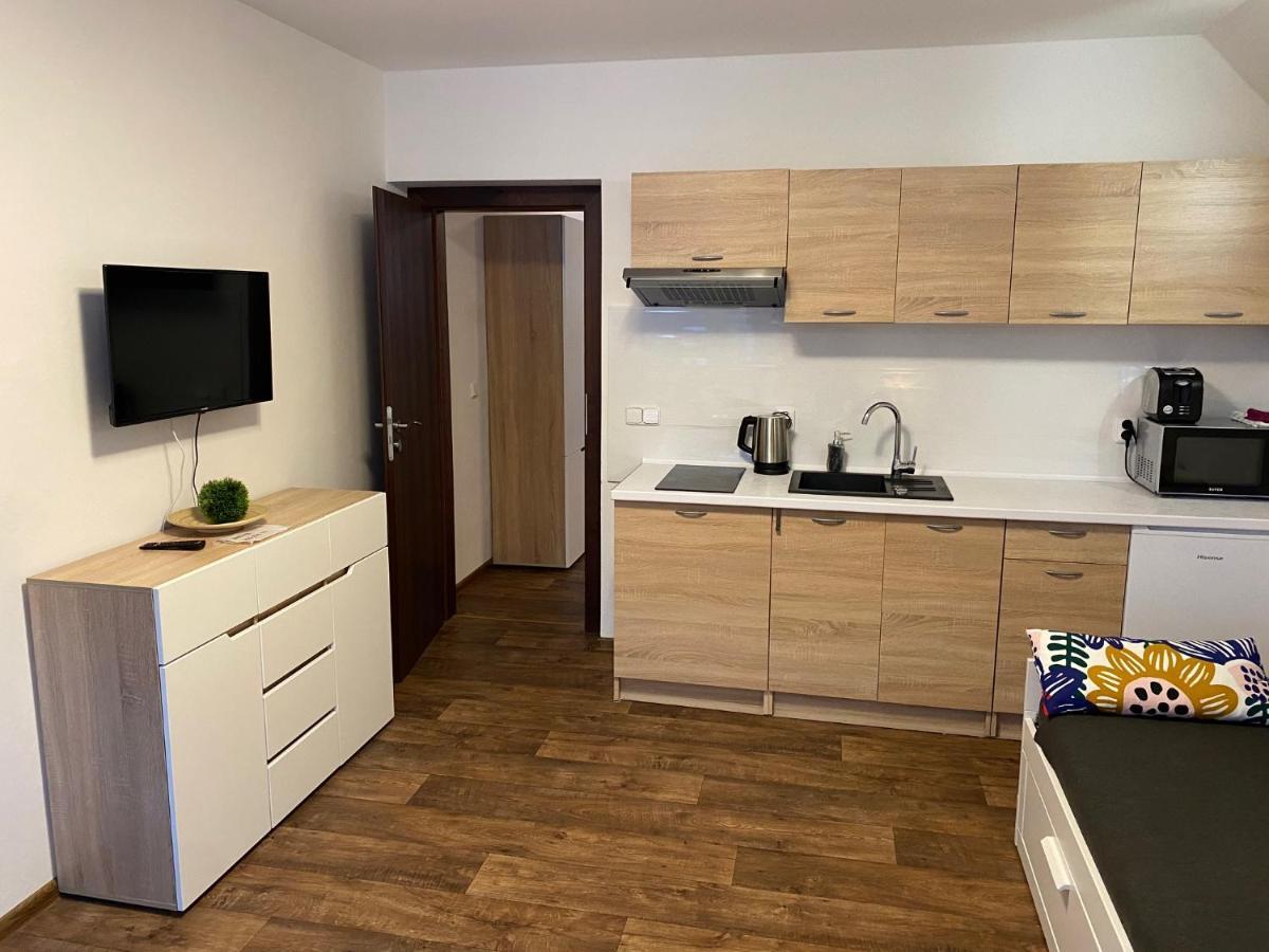 Apartmany Klarka Рокитніце-над-Їзероу Екстер'єр фото